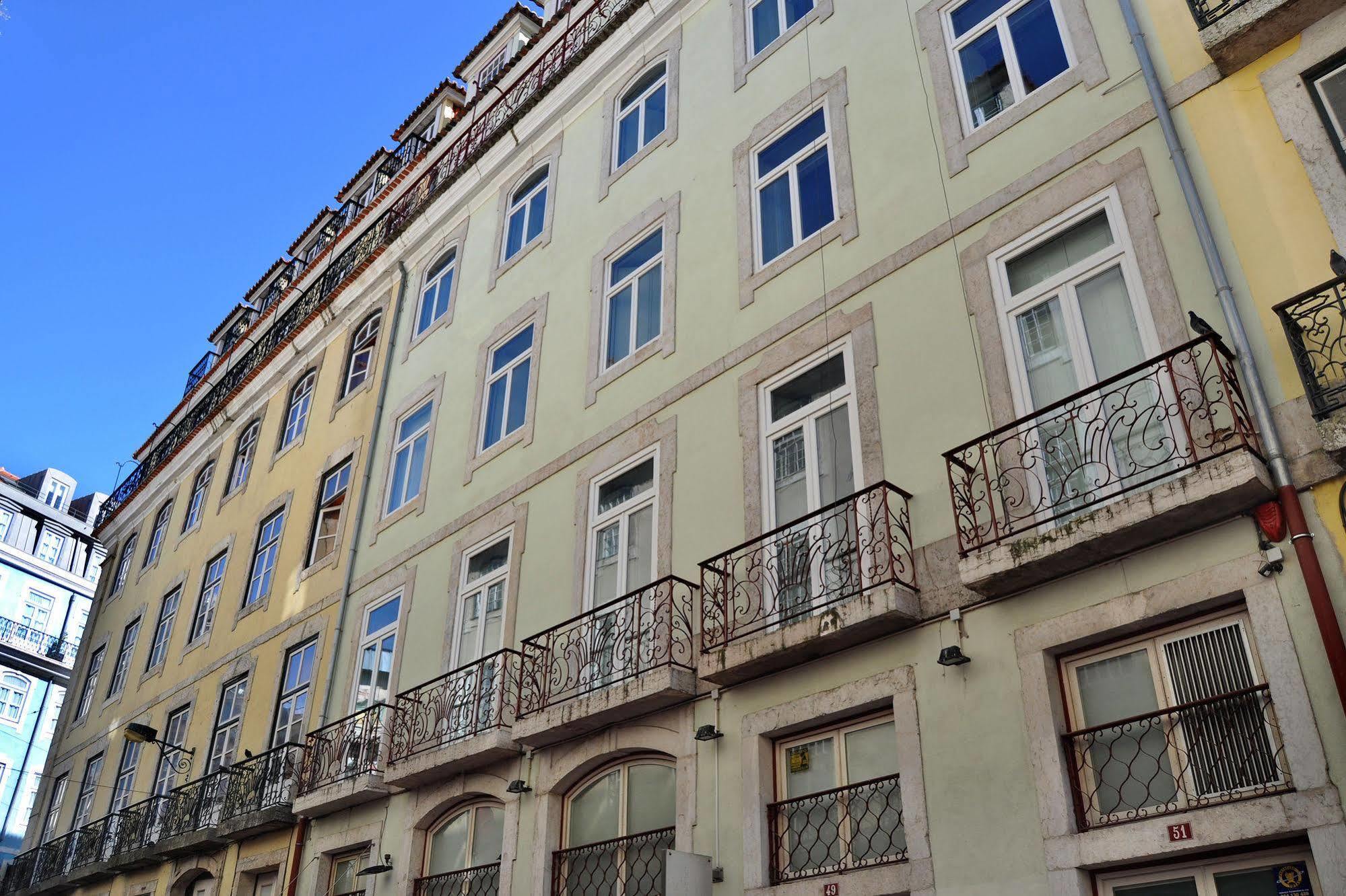 Freedom Serviced Apartments - Cais Do Sodre Lissabon Buitenkant foto