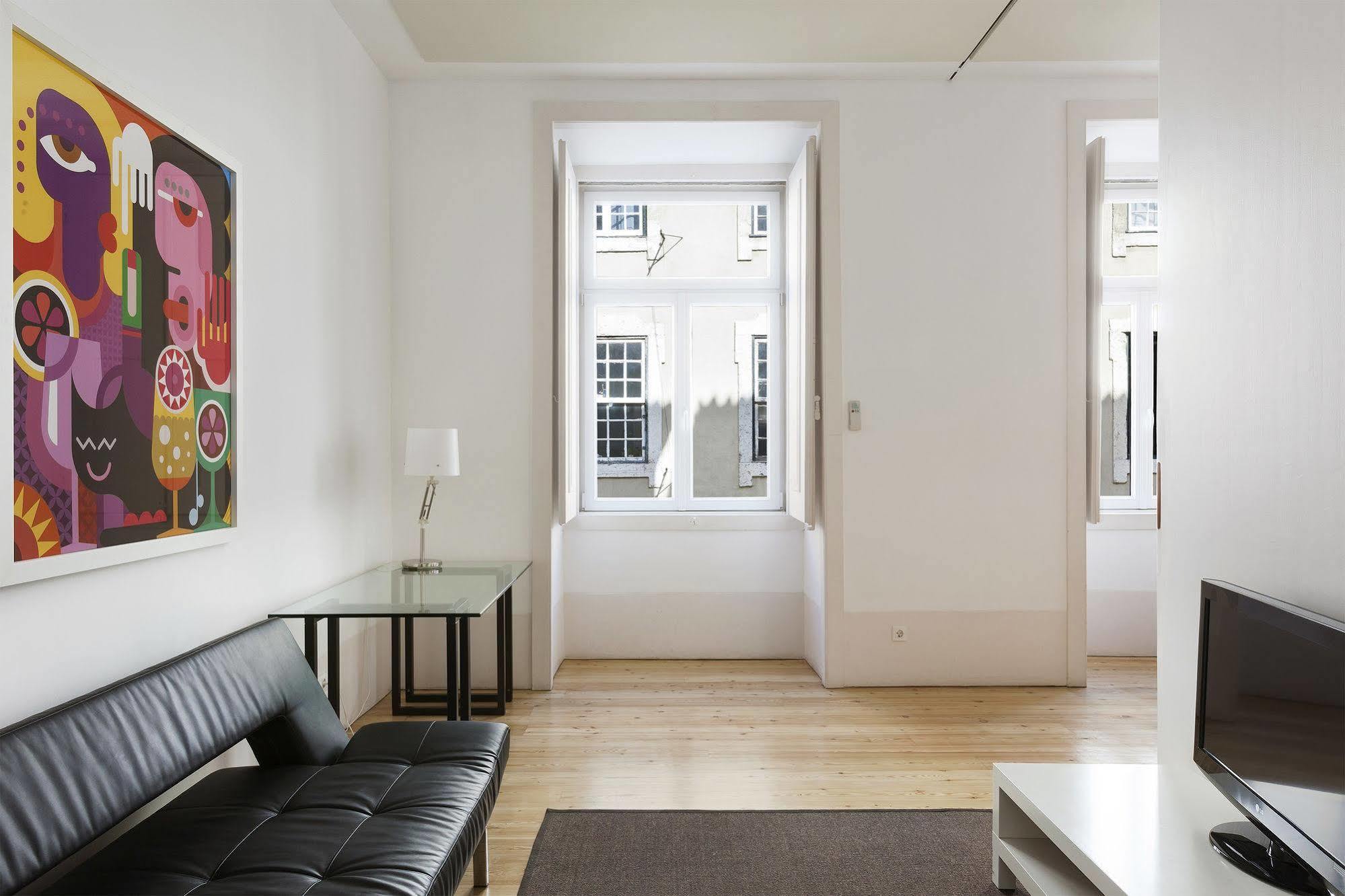 Freedom Serviced Apartments - Cais Do Sodre Lissabon Buitenkant foto
